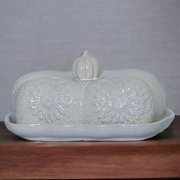 Harvest Pumpkin Covered Butter Dish With Lid Large Ceramic Floral White Cream - Picture 13 of 16